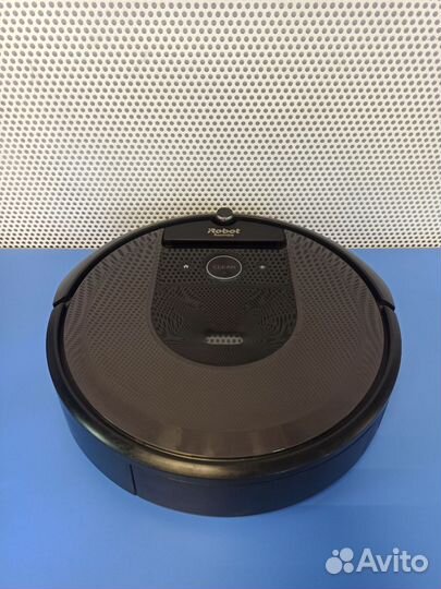 Робот-пылесос iRobot Roomba i7+