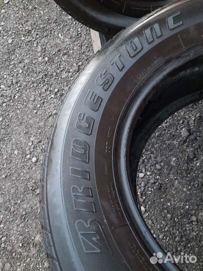 Bridgestone Dueler H/T 684II 245/65 R17 111T