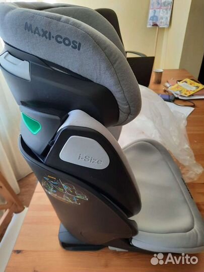 Детское авто кресло Maxi-Cosi i-size