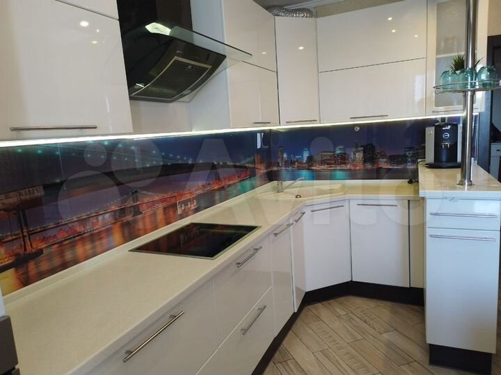 2-к. квартира, 69,2 м², 9/15 эт.