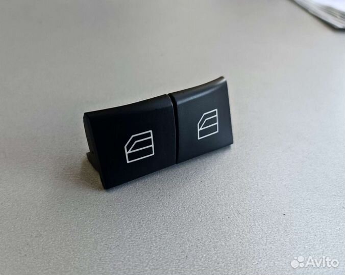 Кнопки стеклоподъемников Mercedes w164