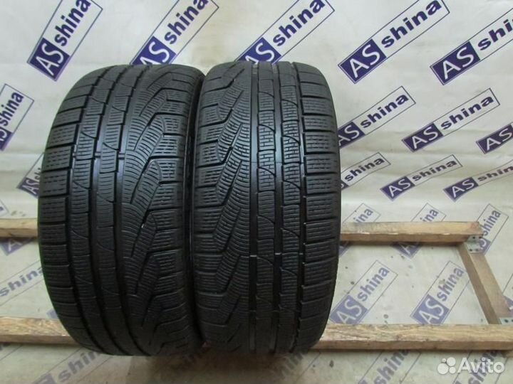 Pirelli Winter 210 SnowControl Serie II 245/45 R17 101K