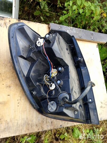 Проводка заднего фонаря на Шевроле Каптива 2008г