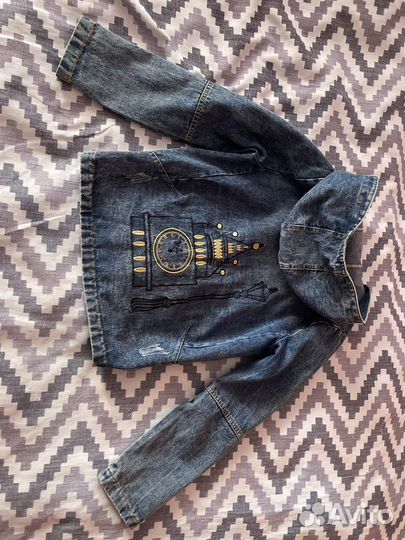 Джинсовая куртка