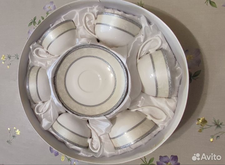 Набор столовой посуды на 6 персон новый