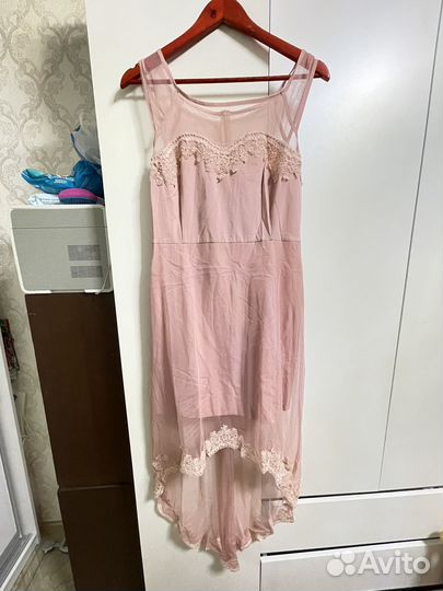 Нарядное женское платье 42 44 цвет пудра