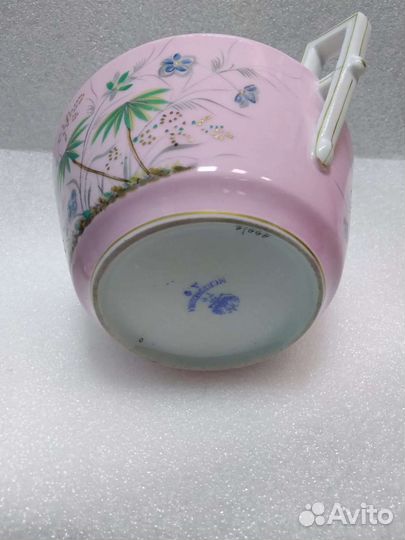 Сахарница кузнецов