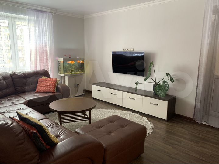 4-к. квартира, 151 м², 2/4 эт.