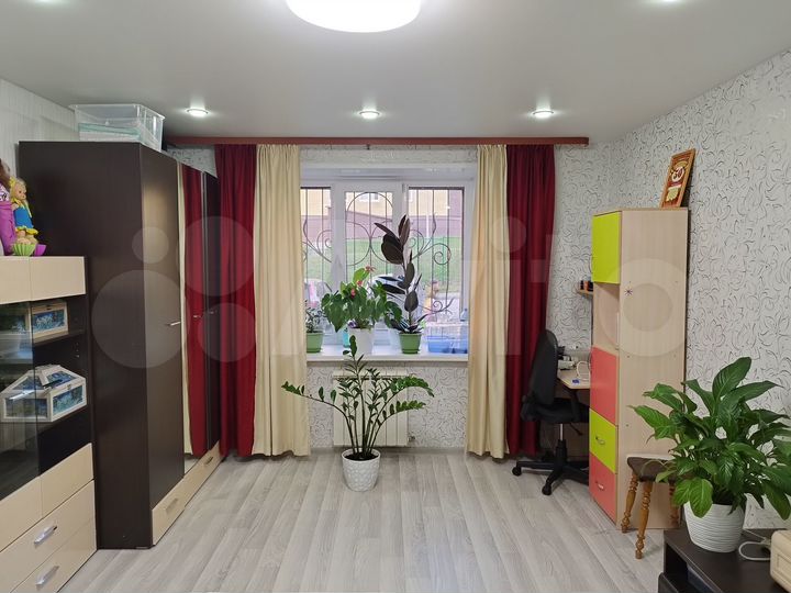 1-к. квартира, 42 м², 1/5 эт.