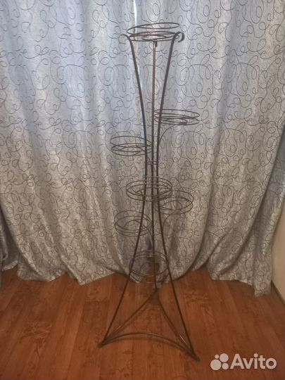 Подставка для цветов