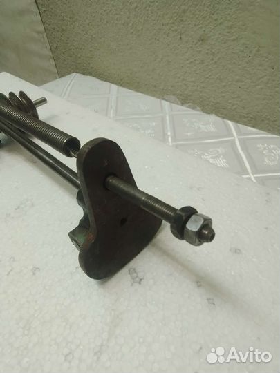 Контрпривод, станина-основание для часового станка