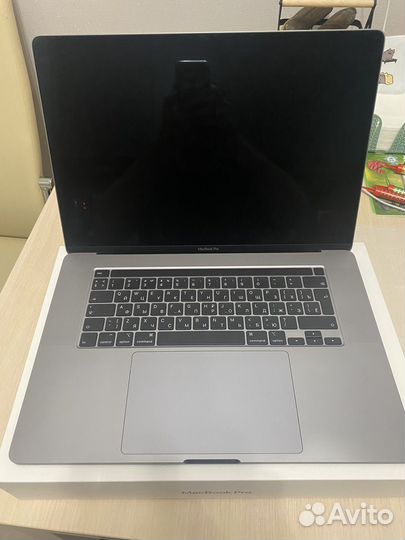 Apple macbook pro 16 i7