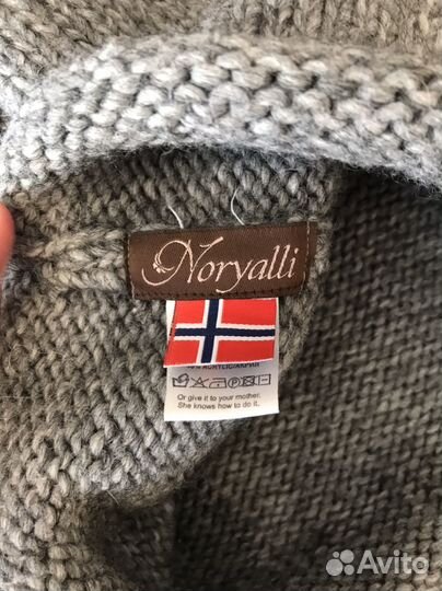 Женский шарф и шапка