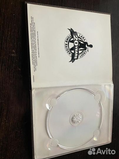 Rise Of The Tomb Raider PS4 steelbook