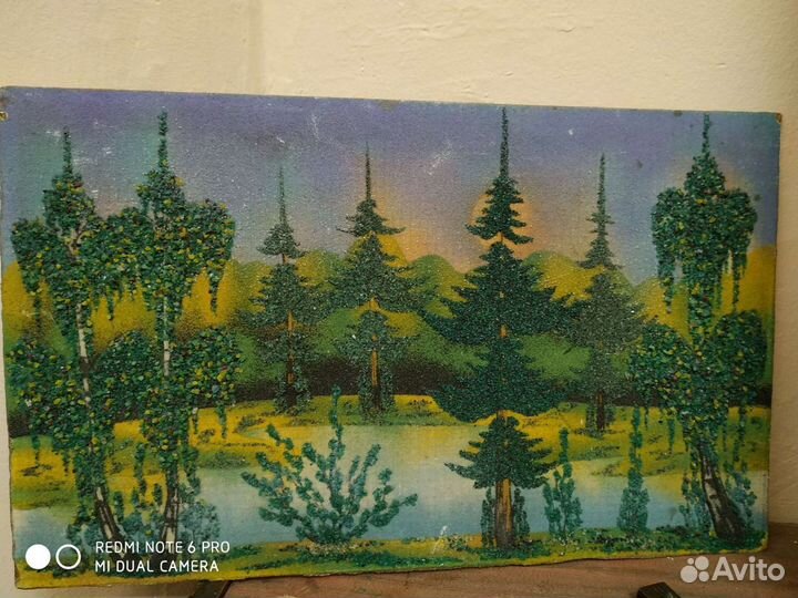 Панно настенное из камней лес и река