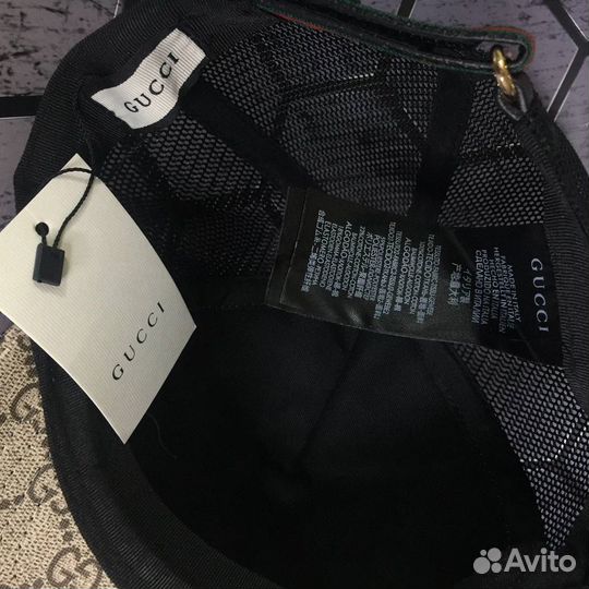 Бейсболка Gucci с принтом в виде тигра