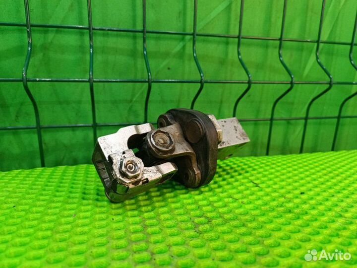 Кардан рулевой Mercedes Benz E230 W210 111.970