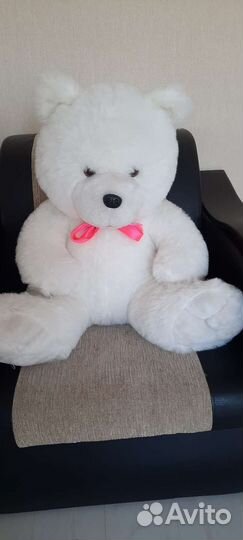 Плюшевый медведь большой