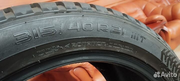 Nokian Tyres Hakkapeliitta 8 SUV 275/45 R21 и 315/40 R21