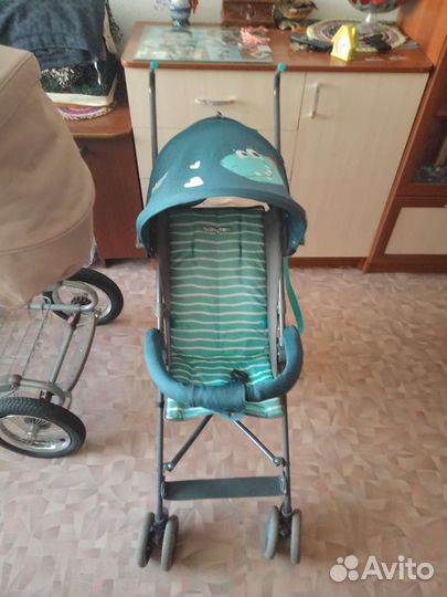 Прогулочная коляска