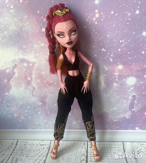 Ооак на Gigi Grant