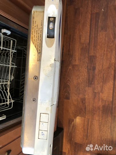 Продам посудомоечную машину