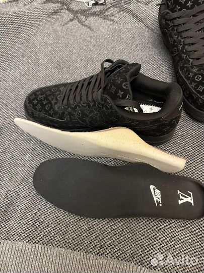 Кроссовки nike