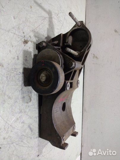 Кронштейн компрессора кондиционера Chevrolet