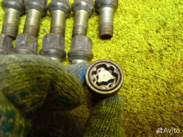 Болт колесный Audi A6/C7 4G2 chva 2011