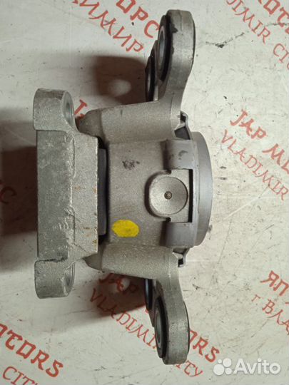 Подушка АКПП Volvo V70 универсал B5254T10 2010