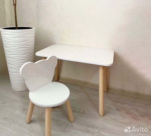 Детский стол и стул