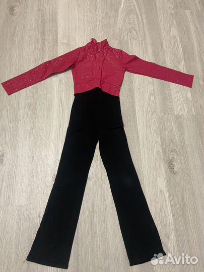 Комбинезон разминочный фигурный 6-7 лет