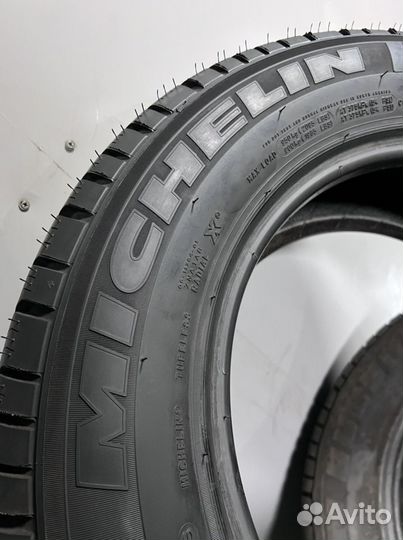 Michelin Agilis 51 215/65 R16