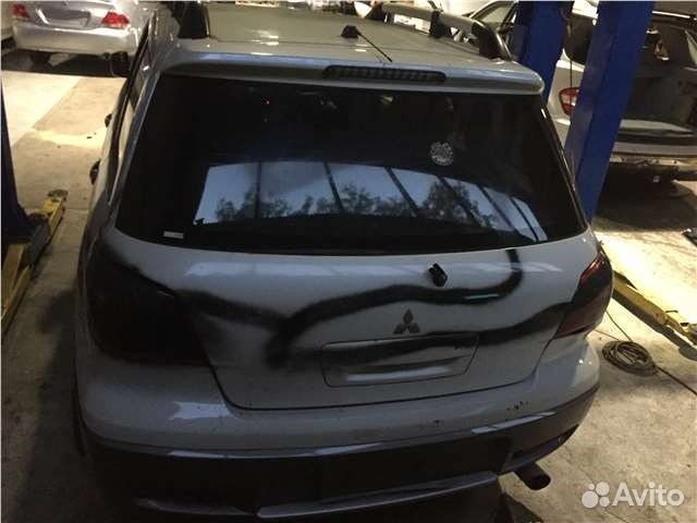 Разбор на запчасти Mitsubishi Outlander