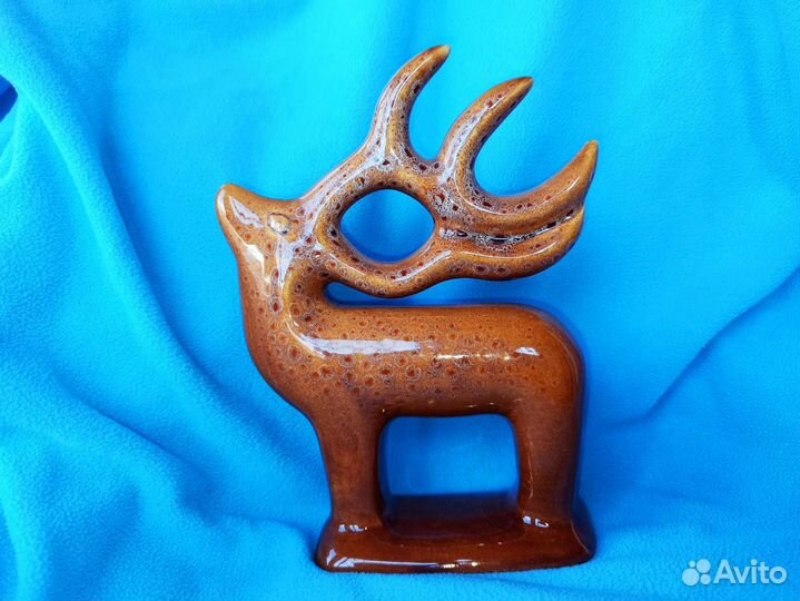 Статуэтка Олень керамика