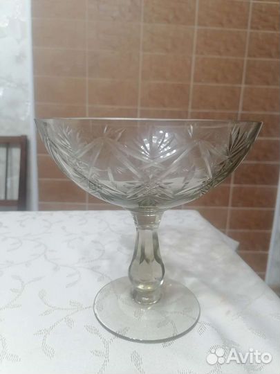 Ваза старинная, фруктовница