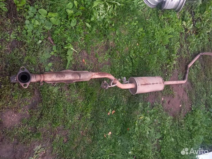 Глушитель на nissan almera classic