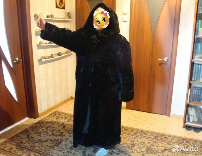 Шубка искусственная, длинная, 56-60 р-р