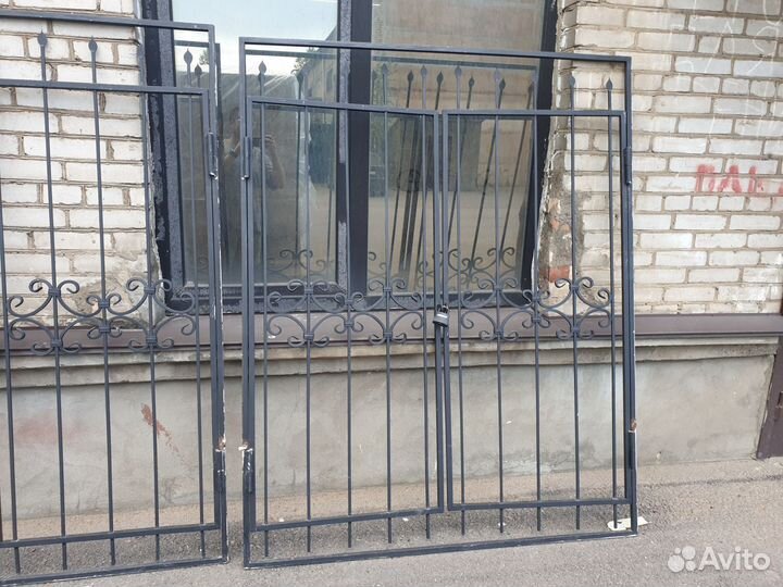 Кованые решетки на окна