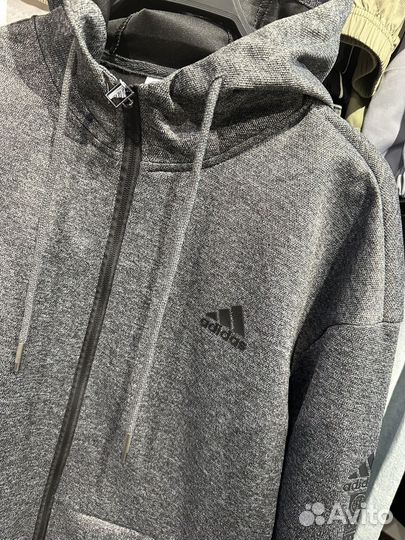 Спортивный костюм Adidas