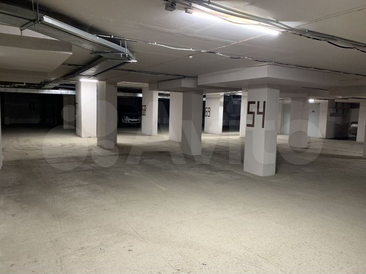 Машиноместо, 15 м²