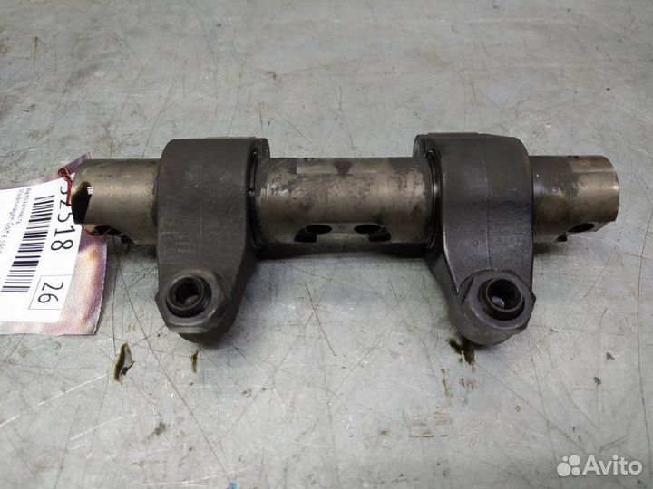 Ось коромысел Volkswagen Golf 4 1997-2005 хетчбэк