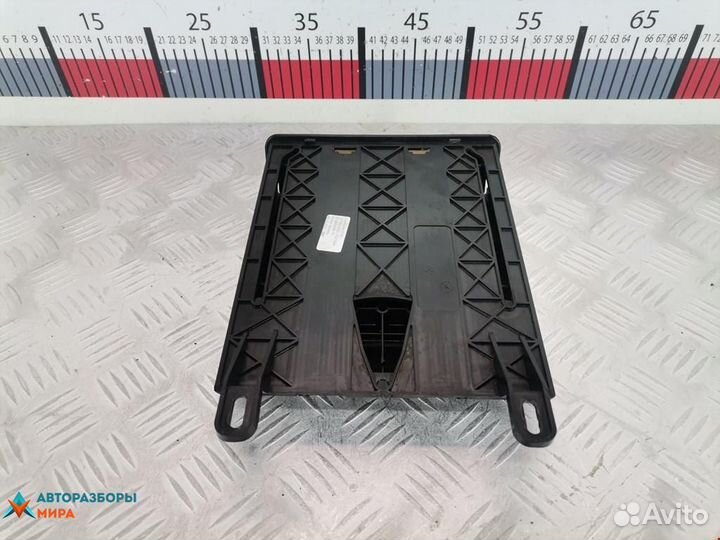 Подстаканник BMW 7 E65/E66/E67 2001 51167007888