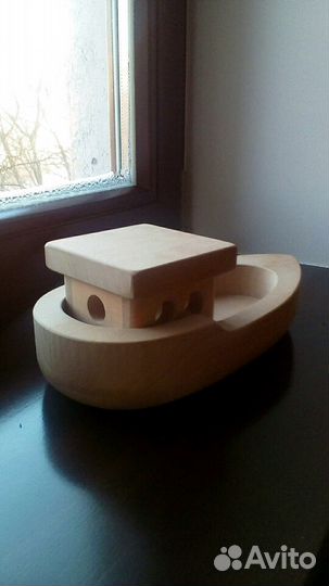 Корабль из нат. дерева, 28 х 13