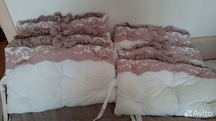 Бортики в кроватку