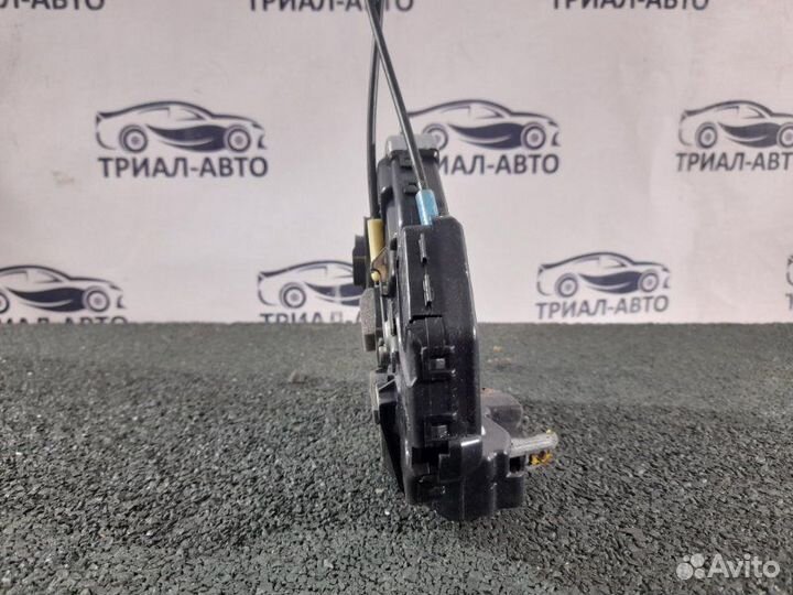 Замок двери Suzuki Grand Vitara 2 передний левый