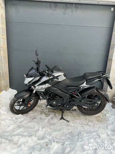 Bajaj pulsar ns200