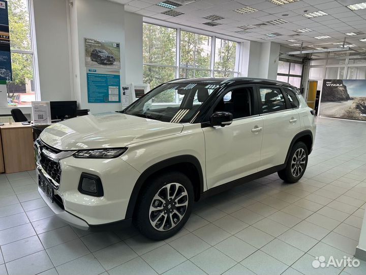 Suzuki Grand Vitara 1.5 AT, 2024