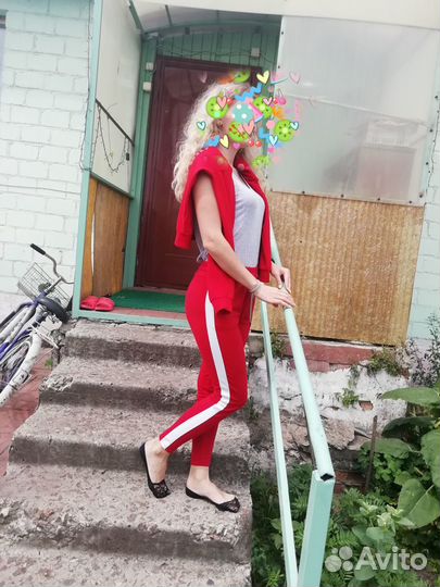 Спортивный костюм женский