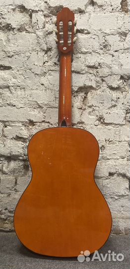 Классическая гитара Homage